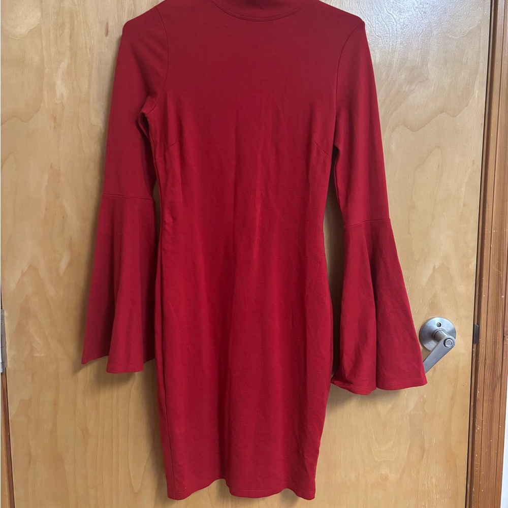 VENUS Red Long Sleeve Dress with Flared Cuffs